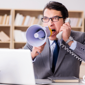 مبالغه گری و فشار آوردن به مشتری برای خرید